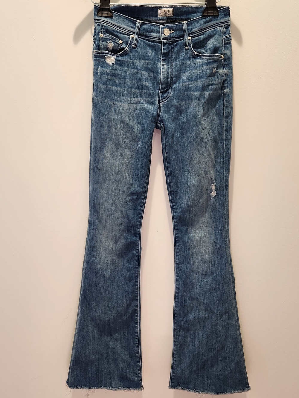 MOTHER The Weekender Fray Distressed Blue Flare Jeans Graffiti Girl Wash Size 26